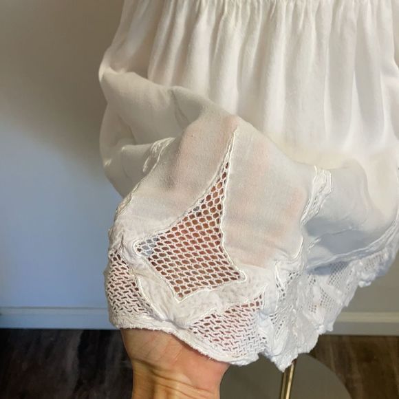 Cutest White Dress   - Picture 7 of 7